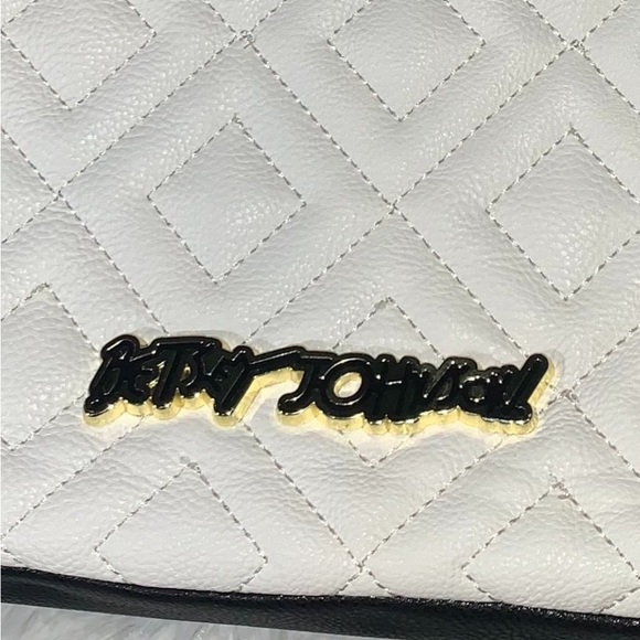 Betsey Johnson purse - Picture 7 of 7